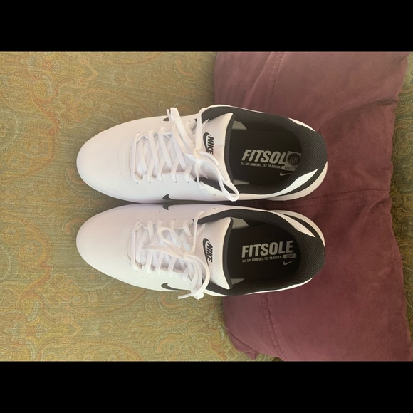 LAST ONE LEFT Nike infinity Golf shoes NWOT Great Father’s Day gift
No box - Picture 3 of 7